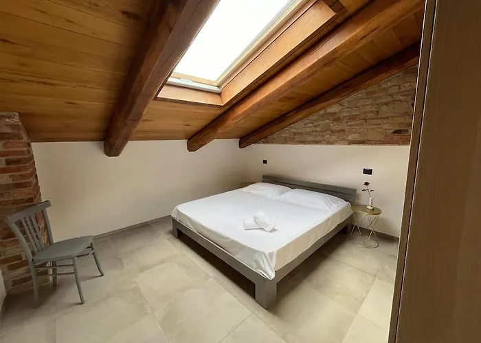 Cascina Luscai - La Mansarda